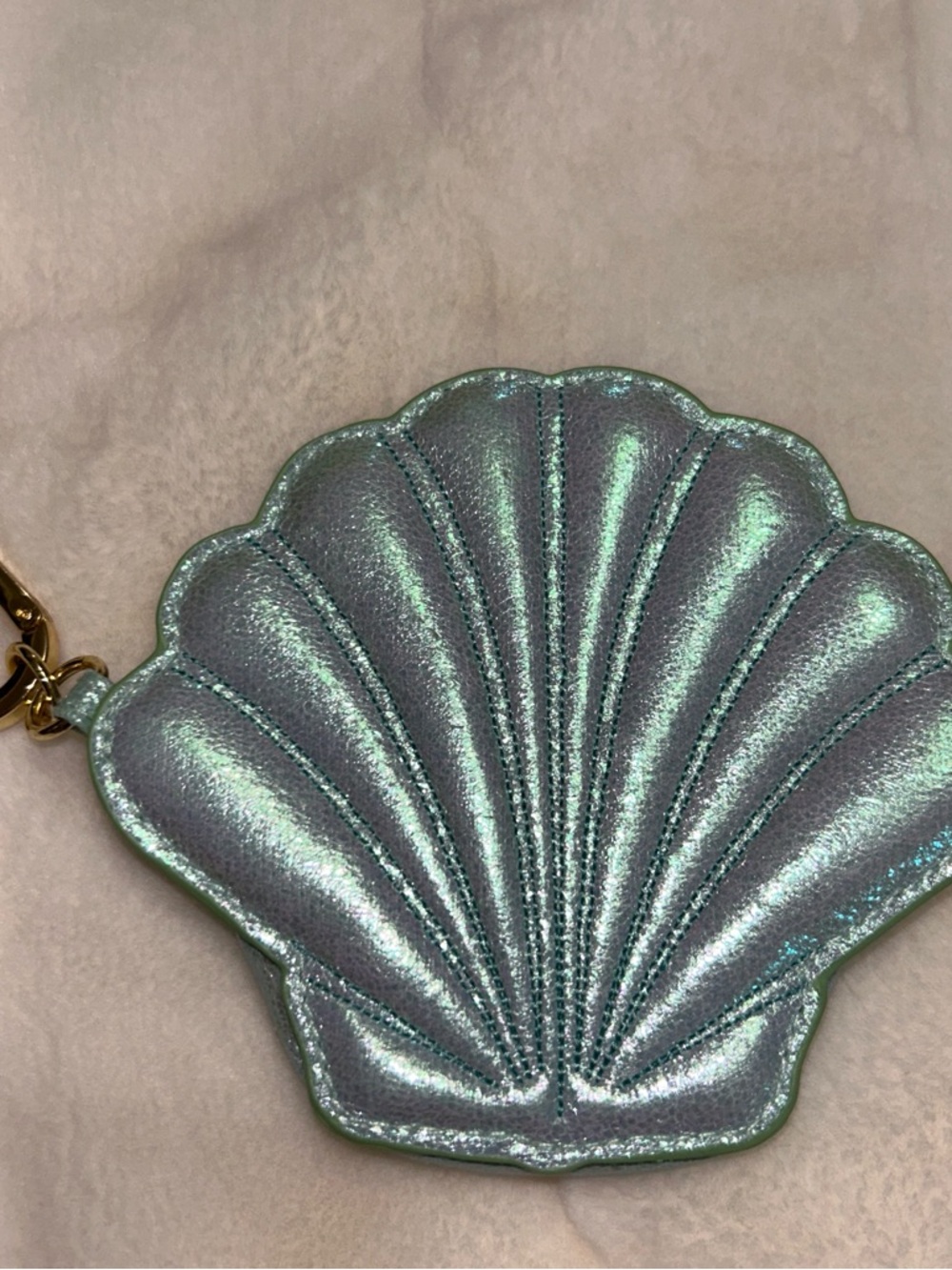 Bath & Body Works Iridescent Mermaid Shell Key & Card Holder - Aqua Green
